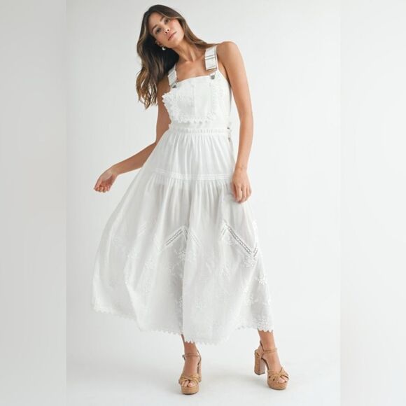 Eyelet Lace Overall Jumpsuit - Picture 3 of 14